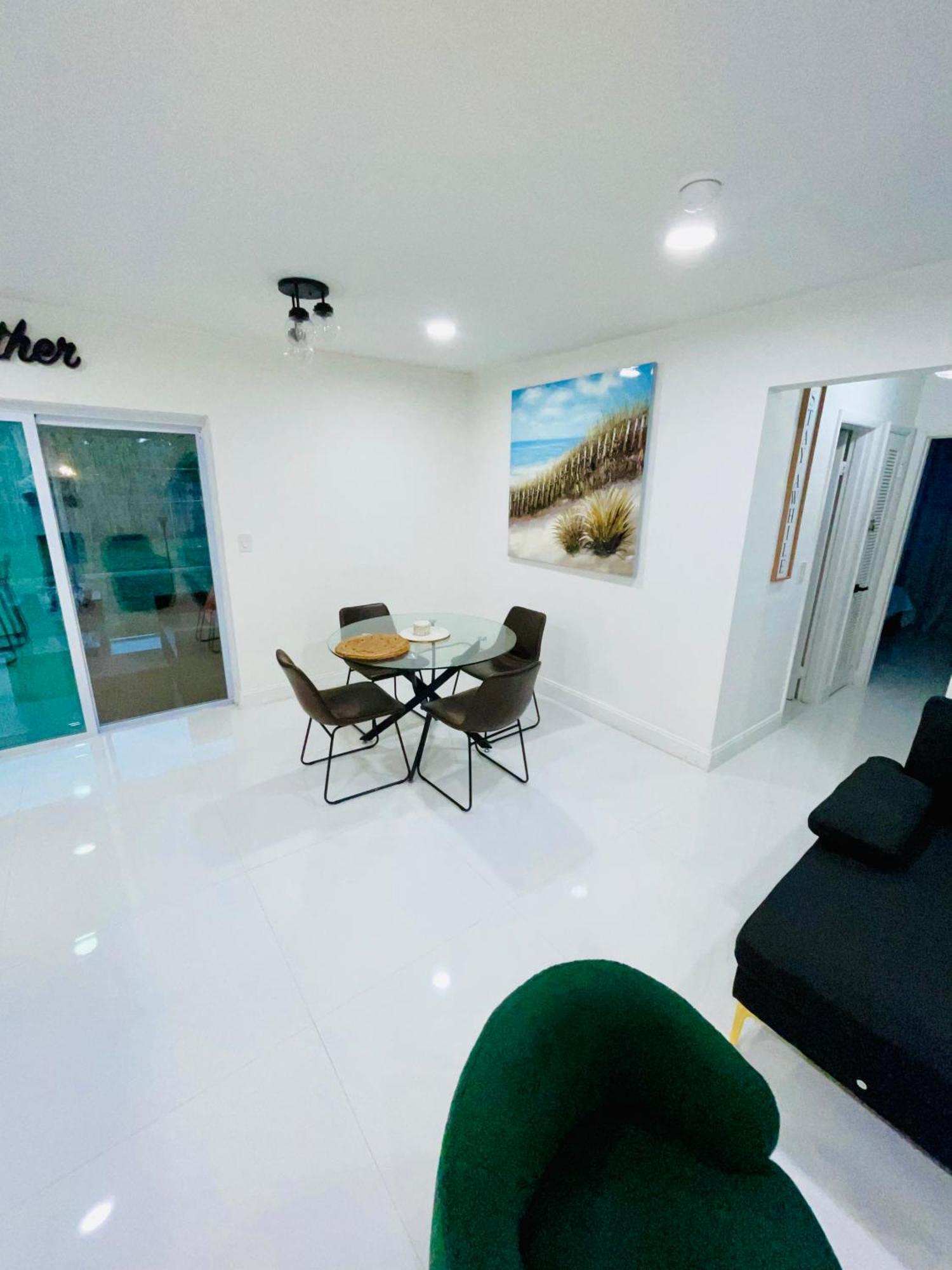 Cozy Comfy House Villa Pembroke Pines Eksteriør billede