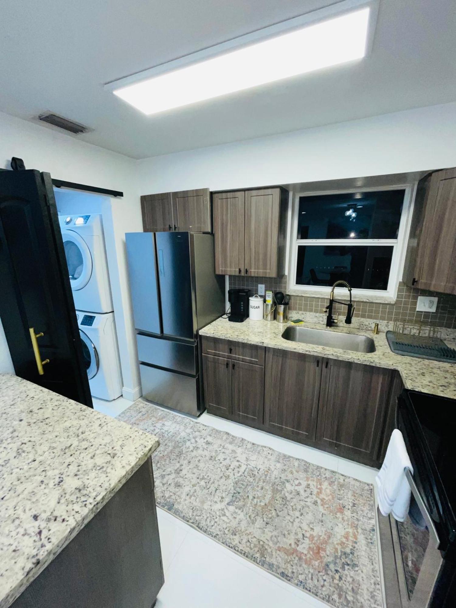 Cozy Comfy House Villa Pembroke Pines Eksteriør billede