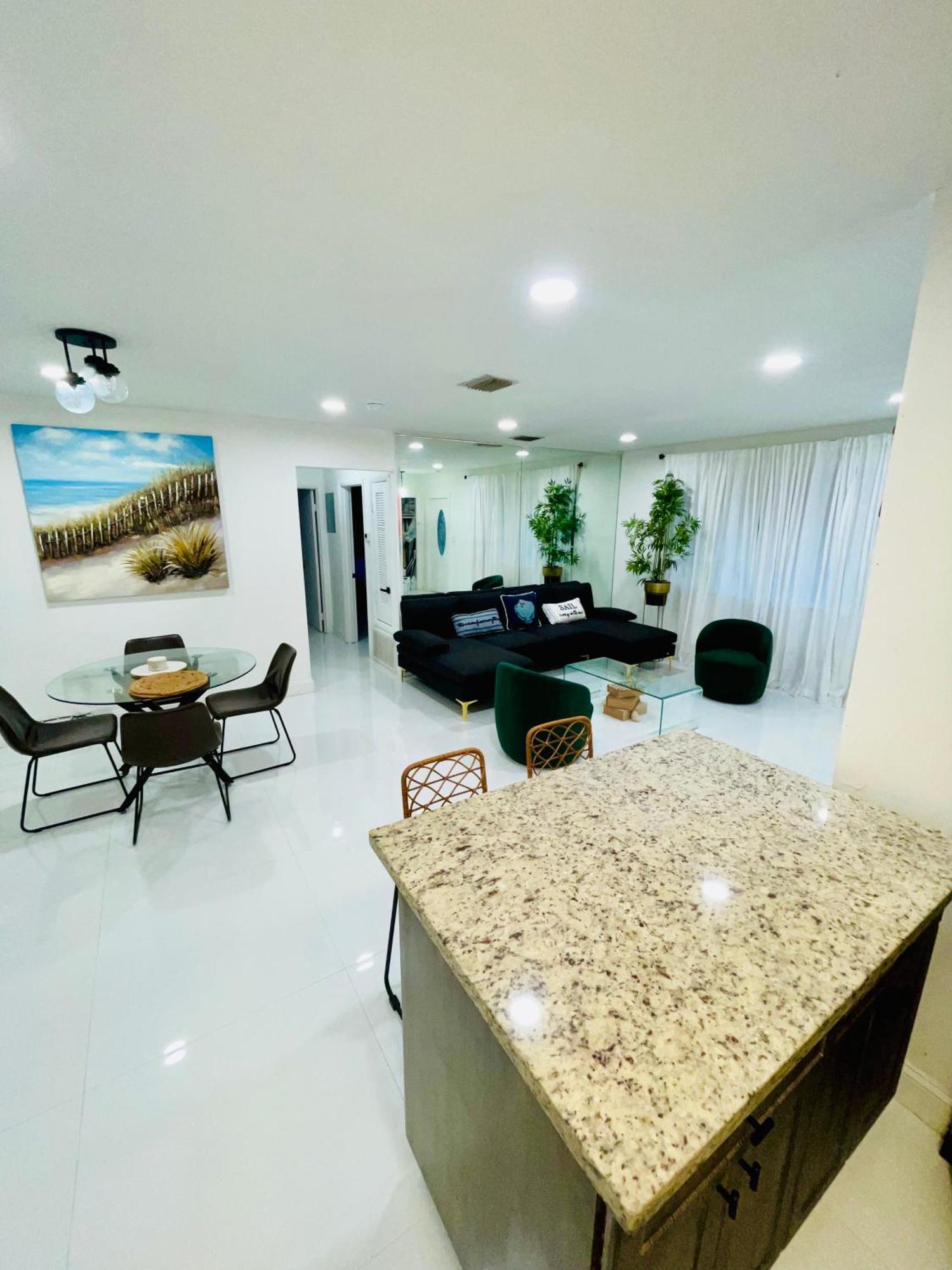 Cozy Comfy House Villa Pembroke Pines Eksteriør billede